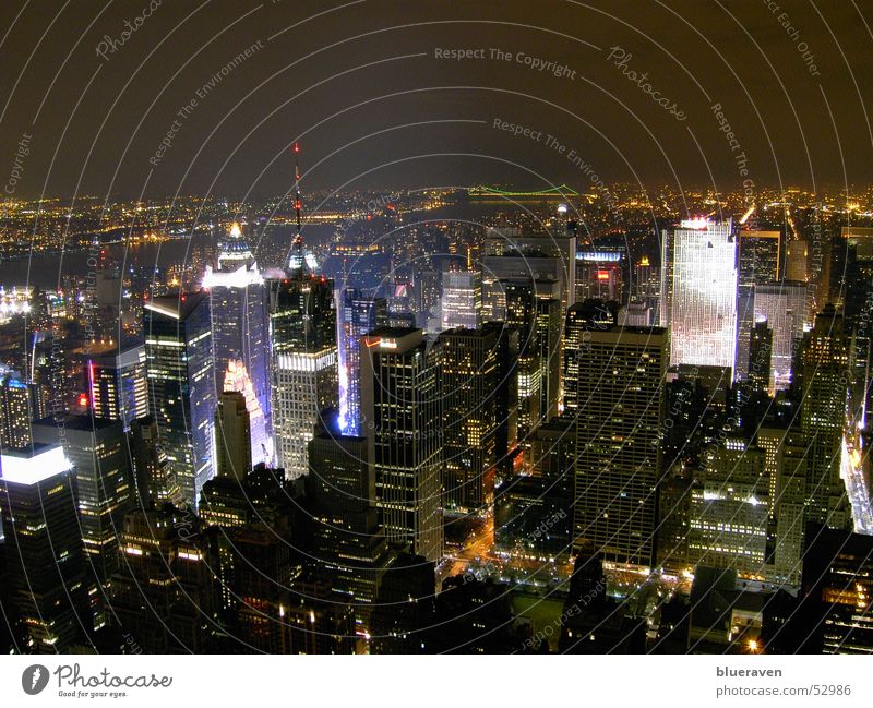 New York City - vom Empire aus Nacht Hochhaus Skyline