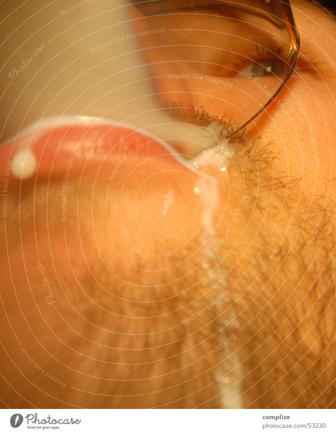 milkyway Lebensmittel Milcherzeugnisse Ernährung Bioprodukte Getränk trinken Becher Haare & Frisuren Haut Wellness Küche Mann Erwachsene Auge Lippen Bart Natur
