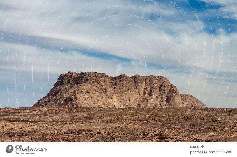 Felsen in der Wüste in Ägypten Abenteuer Afrika Hintergrund blau Schlucht Farbe Tag wüst trocknen exotisch Geologie Hügel heiß Landschaft Berge u. Gebirge