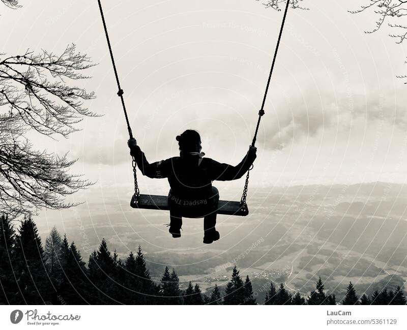 Freiheit pur - Schaukeln *500* Meter über null schaukeln abheben fliegen frei sein Freiheitsgefühl draußen hoch Höhe mit Schwung Leichtigkeit schwerelos