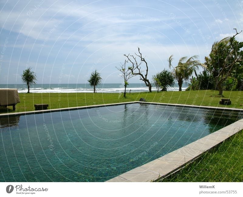 Bali Pool Schwimmbad Indonesien Ferien & Urlaub & Reisen Wiese Aussicht Meer Wellen Himmel Wasser