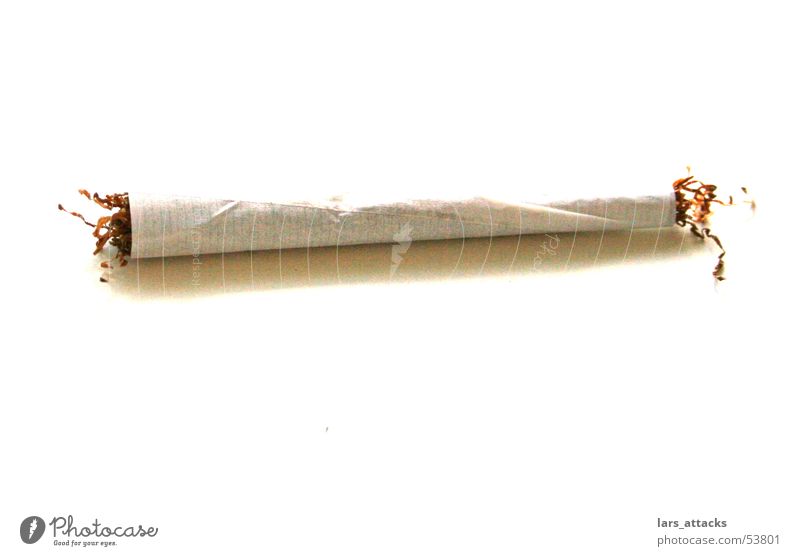 Lucky Strike Zigarette drehen Zigarettenmarke Nikotin Kondenswasser beruhigend Papierrollen Handwerk taback Gift üben