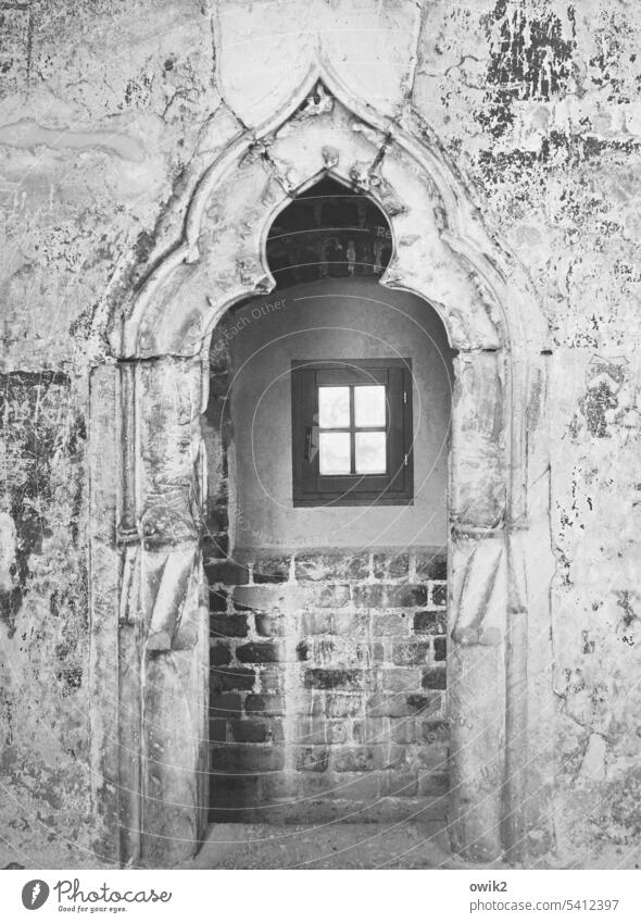 Alte Pforte Tor Wand Mauer Durchgang Sehenswürdigkeit Eingang historisch alt Bogen Architektur verwinkelt mittelalterlich Befestigungsanlage malerisch Bauwerk