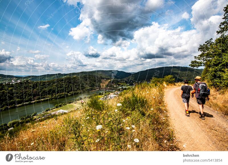 moselgeschichten gemeinsam Zusammensein Kindheit Vater und Sohn Mosel (Weinbaugebiet) Hunsrück Moseltal Wege & Pfade Abenteuer Berge u. Gebirge Landschaft