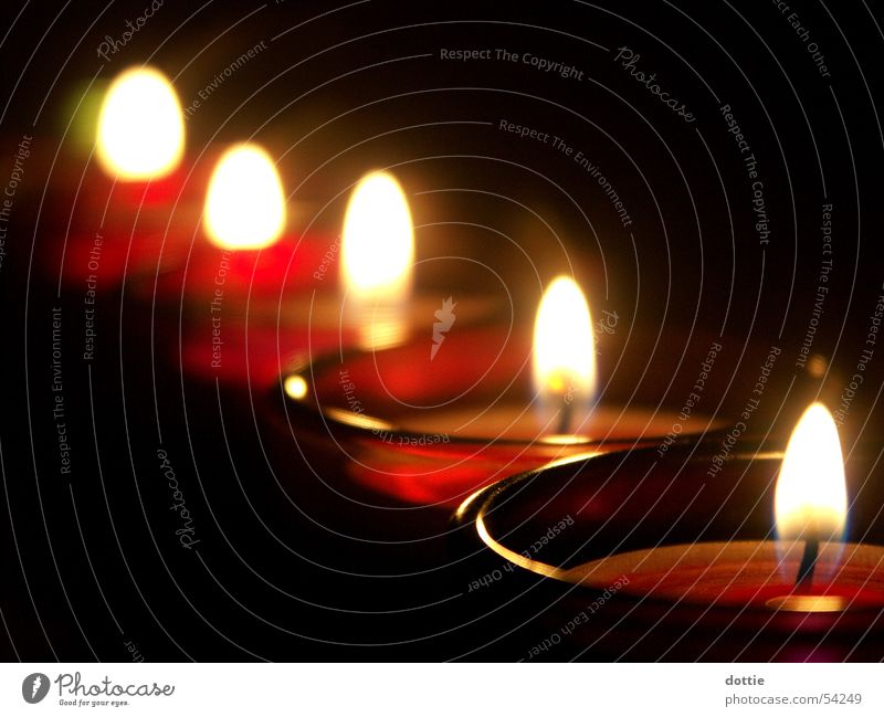 Candlelight Kerze Teelicht Licht dunkel Romantik hell Brand