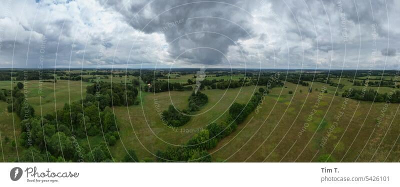 Pommern vor dem Regen Himmel pommern Polen Sommer Landschaft wolken Wiesen Natur freiheit