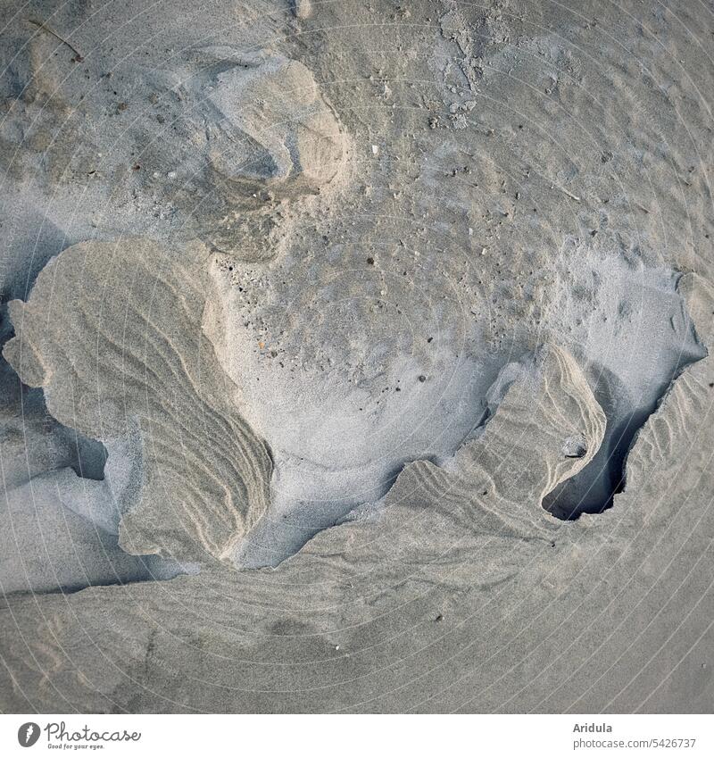 Launen der Natur | Sandstrand mit eigenwilligen Formen Strand Meer Wasser Sandgebilde Sommer Wellen Ferien & Urlaub & Reisen Küste