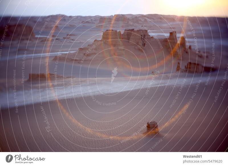 Iran, Lut-Wüste bei Sonnenuntergang Außenaufnahme außen draußen im Freien ländliches Motiv nicht städtisch Landschaft Landschaften Natur Öde Einöde Umwelt
