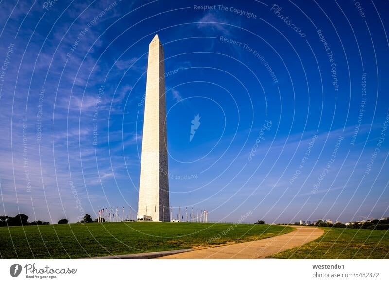 USA, Washington DC, National Mall, Washington Monument Wahrzeichen Marmor Nationaldenkmal Außenaufnahme draußen im Freien Architektur Baukunst imposant