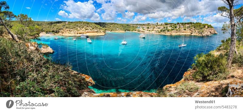 Spanien, Mallorca, Panoramablick auf die Bucht von Portals Vells Insel Inseln Aussicht Ausblick Ansicht Überblick Außenaufnahme draußen im Freien