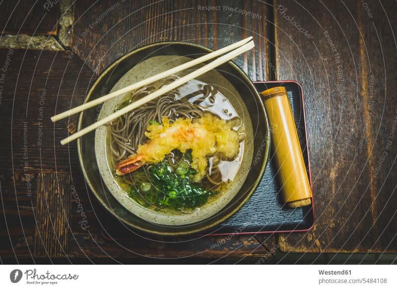 Japan, Kyoto, Arashiyama, Tempura-Nudelsuppe Food and Drink Lebensmittel Essen und Trinken Nahrungsmittel Traditionelle Kultur Innenaufnahme drinnen