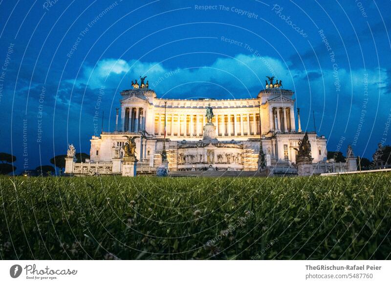 Rom bei Nacht - Denkmal in Abendstimmung Himmel Italien historisch Architektur Außenaufnahme Sehenswürdigkeit Europa Wahrzeichen alt Tourismus