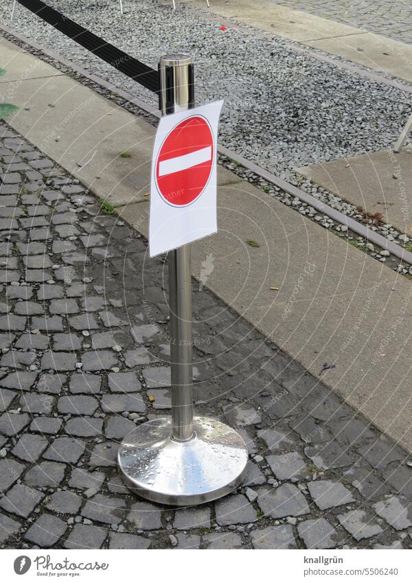 Durchfahrt verboten Verbotsschild Durchfahrtsverbot Schilder & Markierungen Verkehrsschild Hinweisschild Warnschild Zeichen Verbote Verkehrszeichen