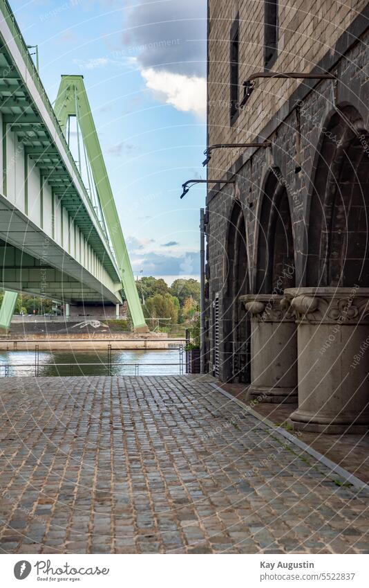 Severinsbrücke am Rheinauhafen Köln Rheinufer Rheinland Kölner Severinsbrücke Rheinbrücke Köln am Rheinauhafen Brücken Fotografie Landschaft Fotografie