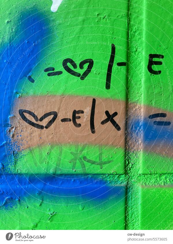 X = ❤/-E grafitti bunt grün blau stein