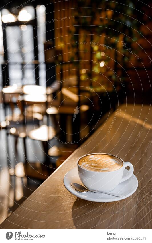 Tasse Kaffee Kaffeetasse Kantine Kaffeehaus Kaffeebecher Kaffeepause Kaffeebohnen Gute Laune Morgensonne Kaffeemaschine Atmosphäre Café Latte Cappuccino