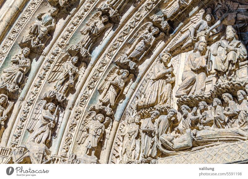 Architekturdetail des Haupteingangs der Kathedrale von Leon, Spanien kastilisch und leonisch kastilien und leon katholisch Europa Europäer gotisch