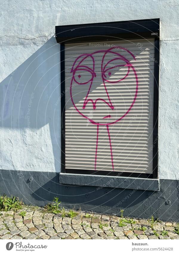grumpy german. Fenster Rollladen Rollo Graffiti zugeklappt Jalousie Fassade Haus Gebäude Architektur Wand Schatten Außenaufnahme grau Strukturen & Formen trist