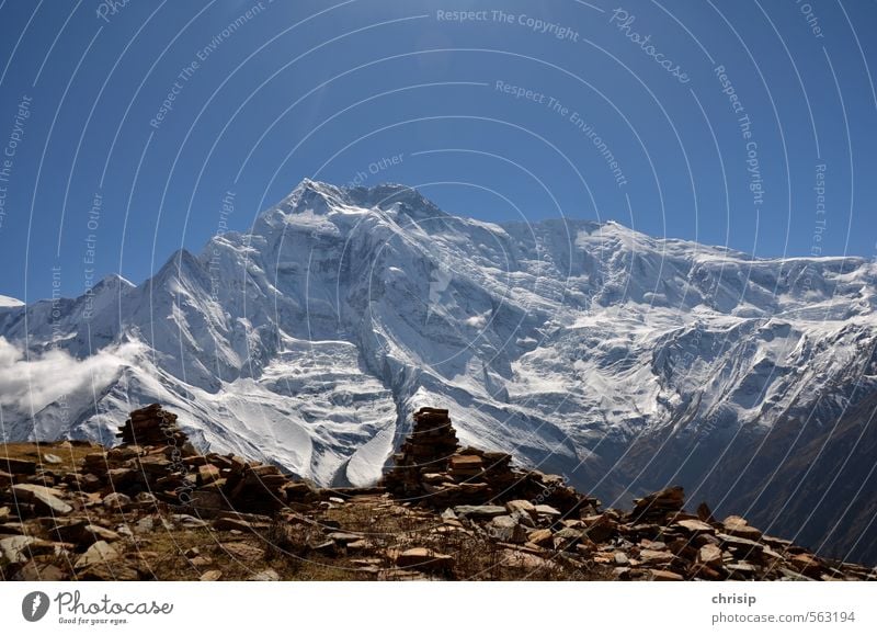 Nepal II Ferien & Urlaub & Reisen Abenteuer Berge u. Gebirge wandern Natur Landschaft Himmel Sonnenlicht Schnee Felsen Annapurna II Gipfel Schneebedeckte Gipfel