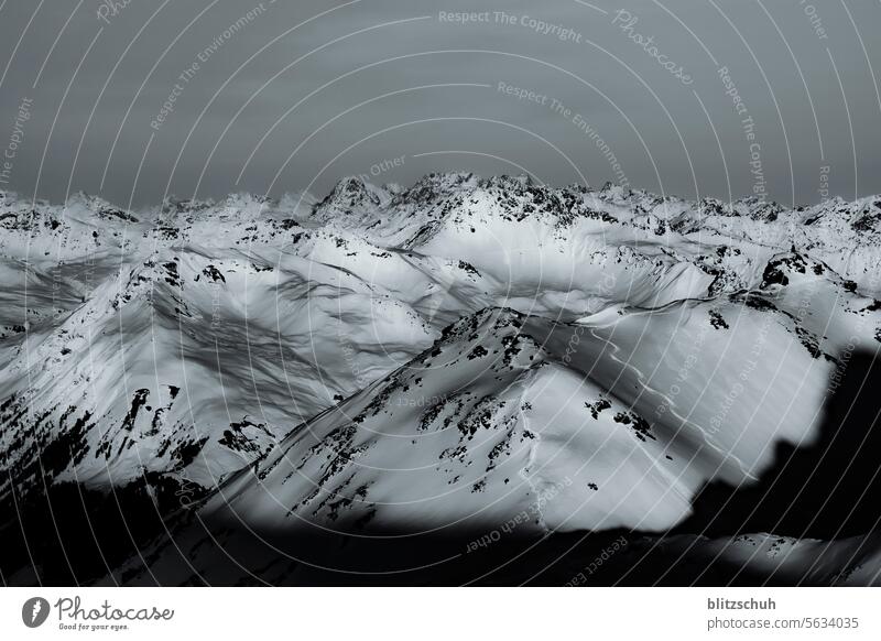 Sanfte Alpen in Schwarzweiss Panorama (Aussicht) Freiheit Switzerland Graubünden Ferien & Urlaub & Reisen Winterstimmung Tourismus Skigebiet Lenzerheide