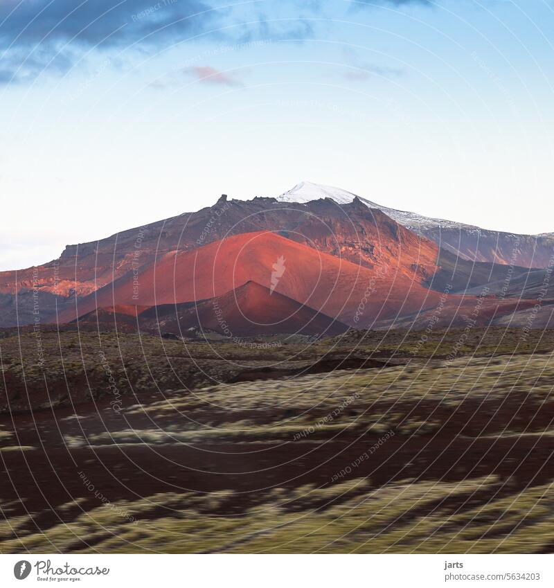 Vulkan Quartett Island Natur einzigartig rot Berg Landschaft Außenaufnahme Umwelt Farbfoto Urelemente natürlich außergewöhnlich Klima Menschenleer wild Tag Erde