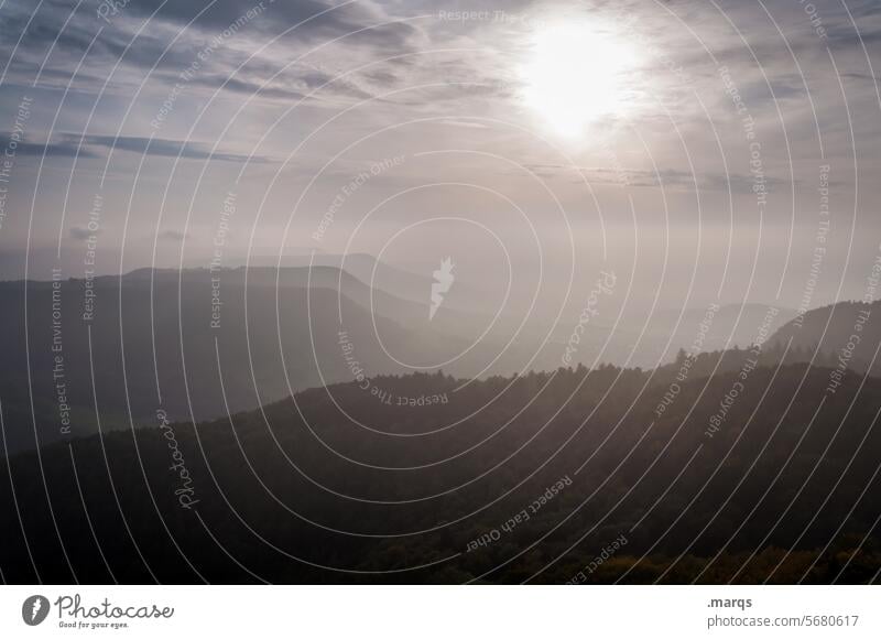 Dunst Urelemente Bergkette Erholung Stimmung Landschaft Himmel Aussicht Hügel Natur Wetter Umwelt Nebel Panorama (Aussicht) Tourismus Ausflug schemenhaft Tal