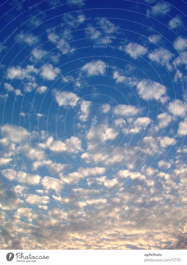 wolkenspiel.. Wolken Himmel blau-weiß Natur sommer..