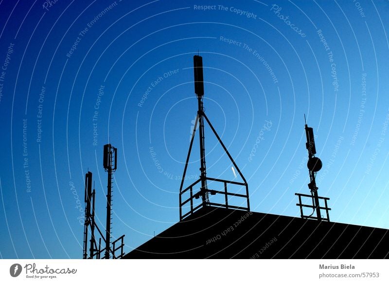 DSL-Verfügbar Antenne Dach Hallo blau Himmel dinger auf dem dach Begrüßung antenna nikon d70