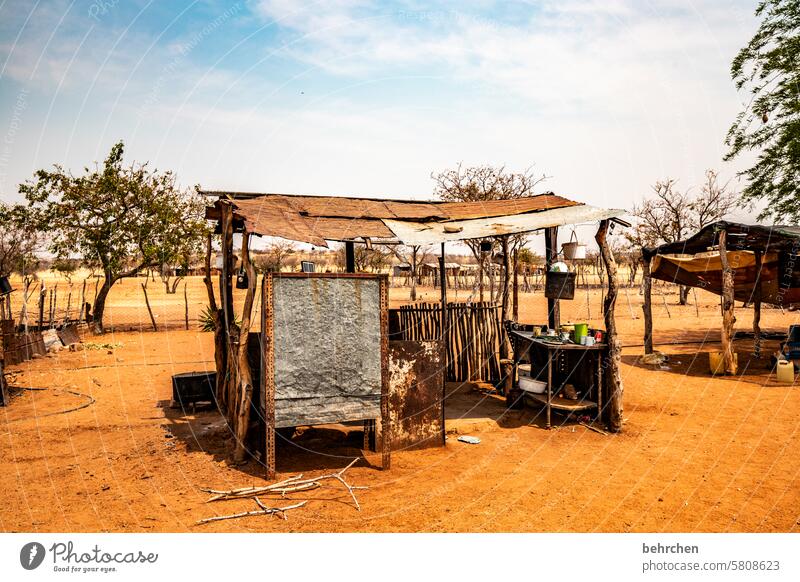 outdoorküche authentisch Ferne einfaches leben Armut Leben wohnen Wellblech zuhause Hütte Damaraland Afrika Namibia draußen Küche