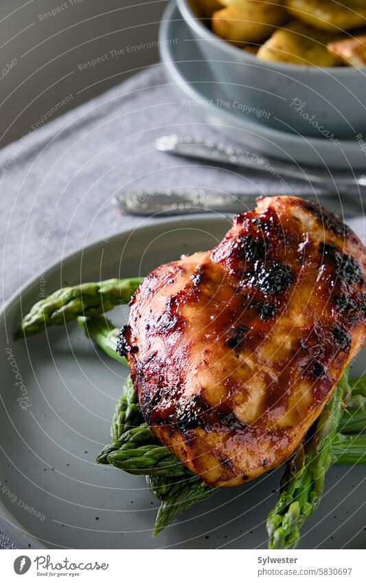 gebackenes Hähnchen mit Spargel vege Diner lanch