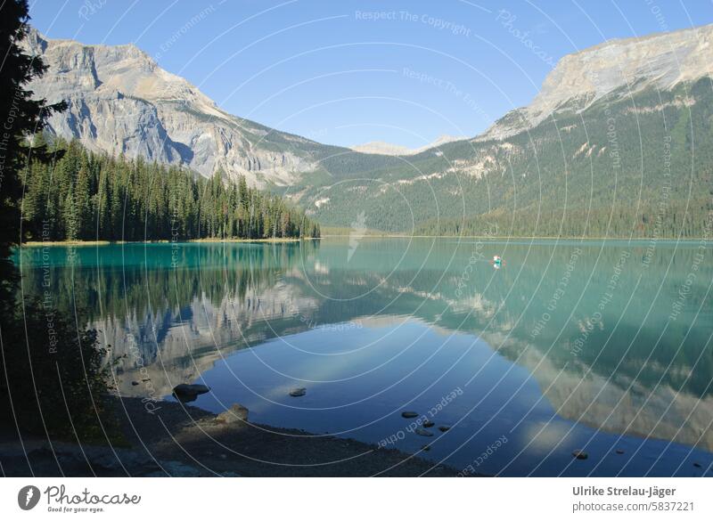 Kanada | Emerald Lake See Bergsee Berge Gebirge Ferien & Urlaub & Reisen Seeufer Berge u. Gebirge Landschaft Erholung Reflexion & Spiegelung natürlich