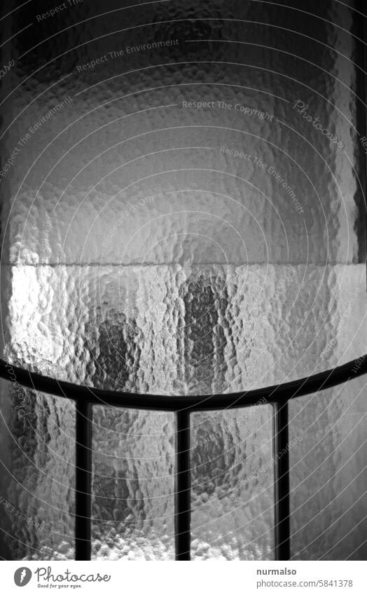 Manchmal muss es Grafisch sein 2 Glas Orthochromatisch Tür Verglasung Milchglass musselienglas Strebe analog Film Kleinbild S/W undurchsichtig Blickschutz