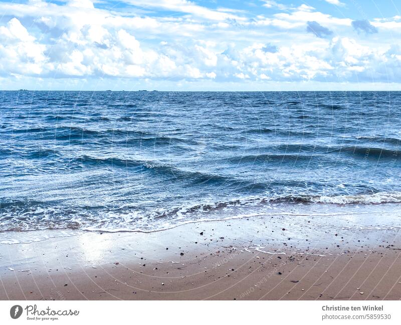Sehnsucht nach Meer Nordsee Strand Sand Wasser Horizont Wolken Himmel Wolkenhimmel Reflexion & Spiegelung Ferien & Urlaub & Reisen Küste Wellen