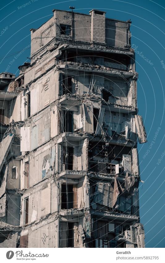 Zerstörtes Gebäude in einer im Krieg verlorenen Stadt in der Ukraine Chasiv Jar Dnepropetrovsk Dnipro Charkow Kherson Odessa Poltawa Sumy Saporoschje Verlassen