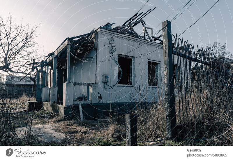 Zerstörtes Gebäude in einer im Krieg verlorenen Stadt in der Ukraine Chasiv Jar Dnepropetrovsk Dnipro Charkow Kherson Odessa Poltawa Sumy Saporoschje Verlassen