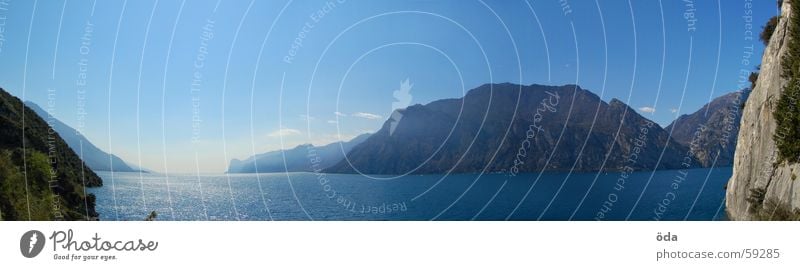 Lago di Garda Gardasee See Segeln Optimist Wand Küste Panorama (Aussicht) Berge u. Gebirge blau Wasser Stein Himmel groß Panorama (Bildformat)