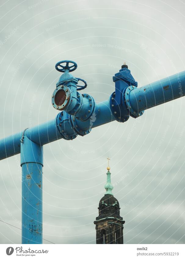 Der Dreh mit dem Kirchturm Dresden Innenstadt Kreuzkirche Christliches Kreuz Kirchturmspitze Religion & Glaube Gotteshäuser Kirche alt Protestantismus