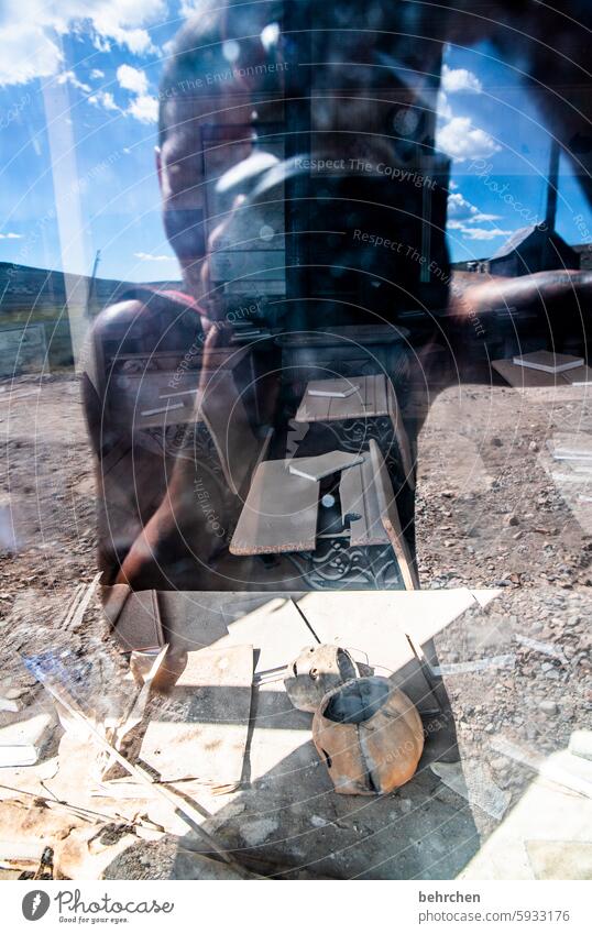 im verborgenen Amerika USA Kalifornien Bodie Ghost Town Abenteuer authentisch Leben anderes leben Vergangenheit Nostalgie alt Haus kaputt zerstört zerfall Licht