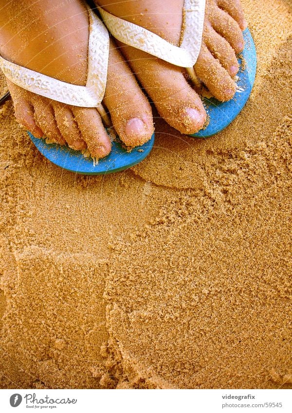 beach sand walk Strand Sommer Flipflops Meer Ferien & Urlaub & Reisen Sand play fun Fuß