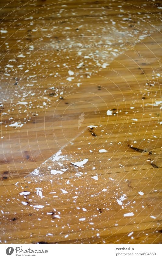 Saubermachen Besen Flur Holzfußboden Bodenbelag Handwerker Maler Anstreicher streichen malen Raum Renovieren Modernisierung dreckig wallroth Wand Werkzeug