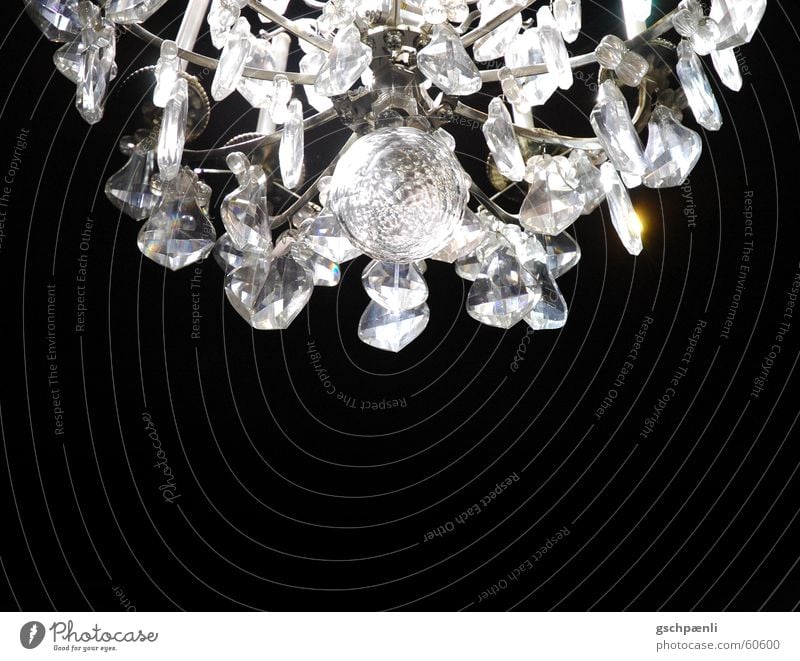 Versailles Kronleuchter Lampe Reichtum glänzend Glas Kristallstrukturen Reflexion & Spiegelung