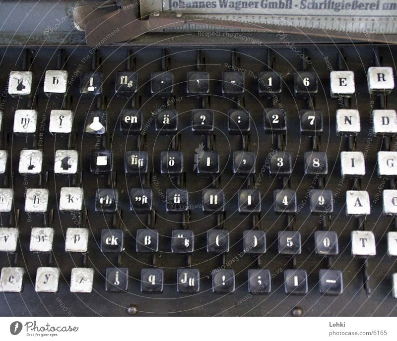 old typewriter Schreibmaschine Maschine Buchstaben Industrie schreiben berühren Tastatur
