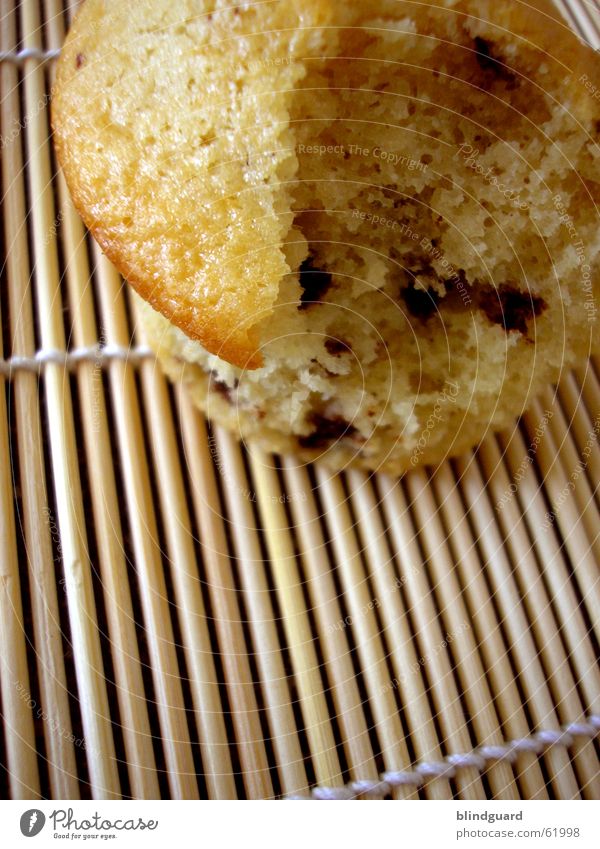 Angebissen Muffin Teile u. Stücke Kuchen süß lecker Backwaren Geburtstag schoko Ernährung Tee konditor