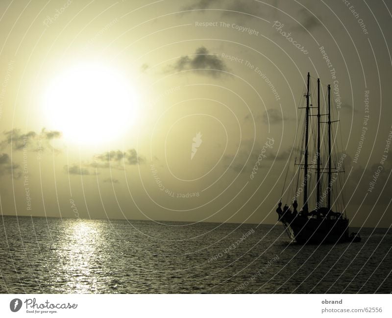 sundowner Segelschiff Außenaufnahme sonnenuntergang segelschiff sehnsucht romatik