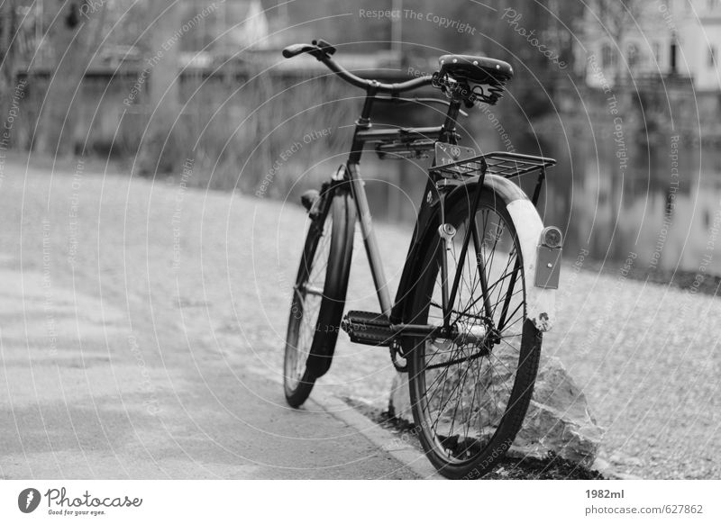 Schweizer altes Fahrrad Lifestyle Stil Freizeit & Hobby Ferien & Urlaub & Reisen Werkzeug Technik & Technologie Verkehr Verkehrsmittel Personenverkehr