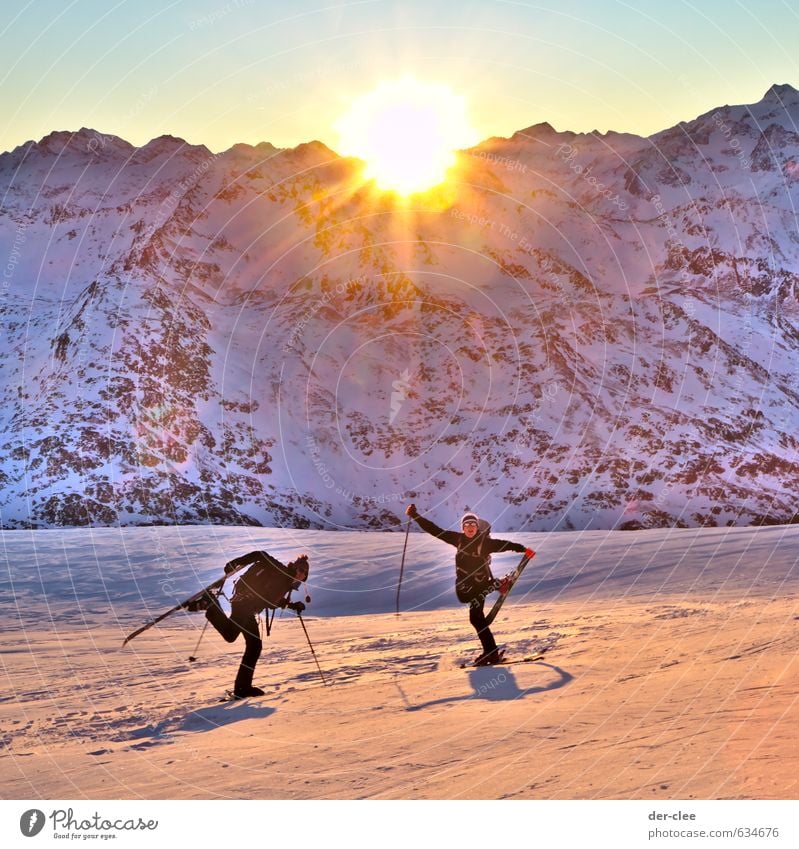 SonnenGletscher Lifestyle Freude Glück Sport Klettern Bergsteigen Skifahren Skier Skipiste Mensch maskulin 18-30 Jahre Jugendliche Erwachsene Natur Landschaft