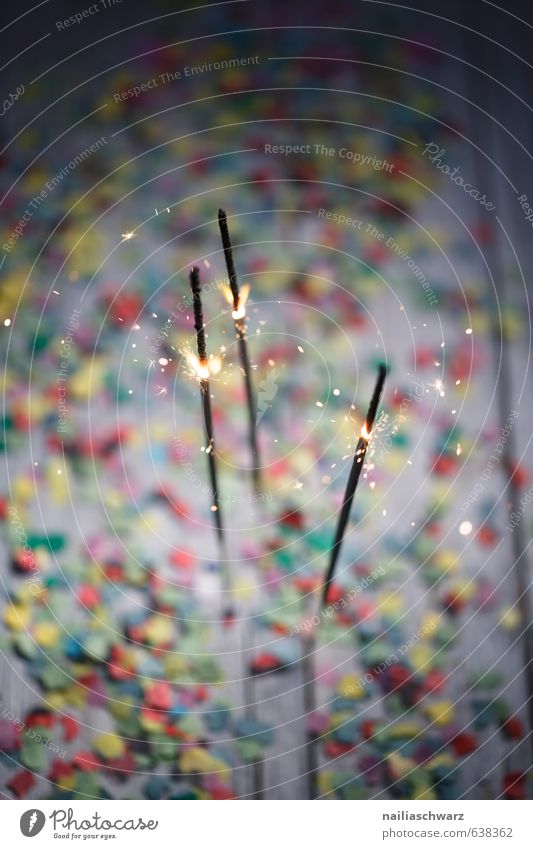 Sparklers with Confetti Nachtleben Party Veranstaltung Feste & Feiern Karneval Halloween Silvester u. Neujahr confetti Wunderkerze glänzend leuchten einfach