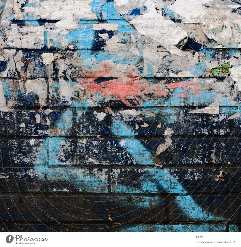 X-Berg Kunst Gemälde Berlin Stadt Mauer Wand Fassade Stein Zeichen Ziffern & Zahlen Ornament Graffiti Linie mehrfarbig schwarz Straßenkunst Farbfoto