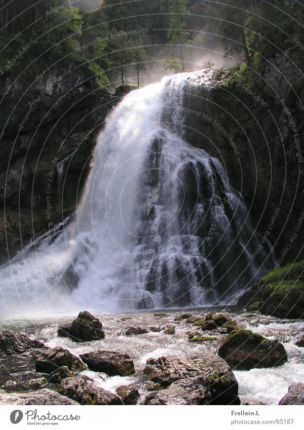 Um Salzburg herum mystisch Wasserfall waterfall Landschaft landscape Felsen rocks Natur Bundesland Salzburg