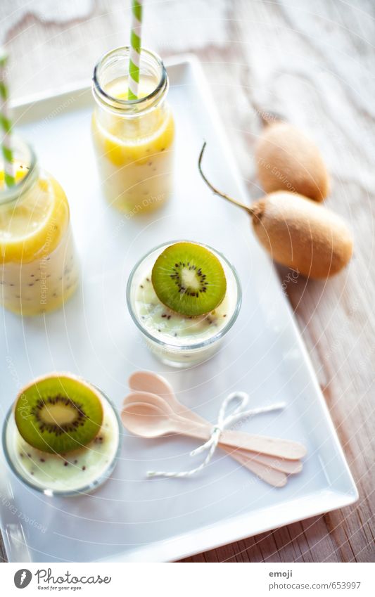 Frühling Frucht Dessert Speiseeis Süßwaren Ernährung Getränk Erfrischungsgetränk Saft Gesundheit lecker süß grün Kiwi Farbfoto Innenaufnahme Nahaufnahme